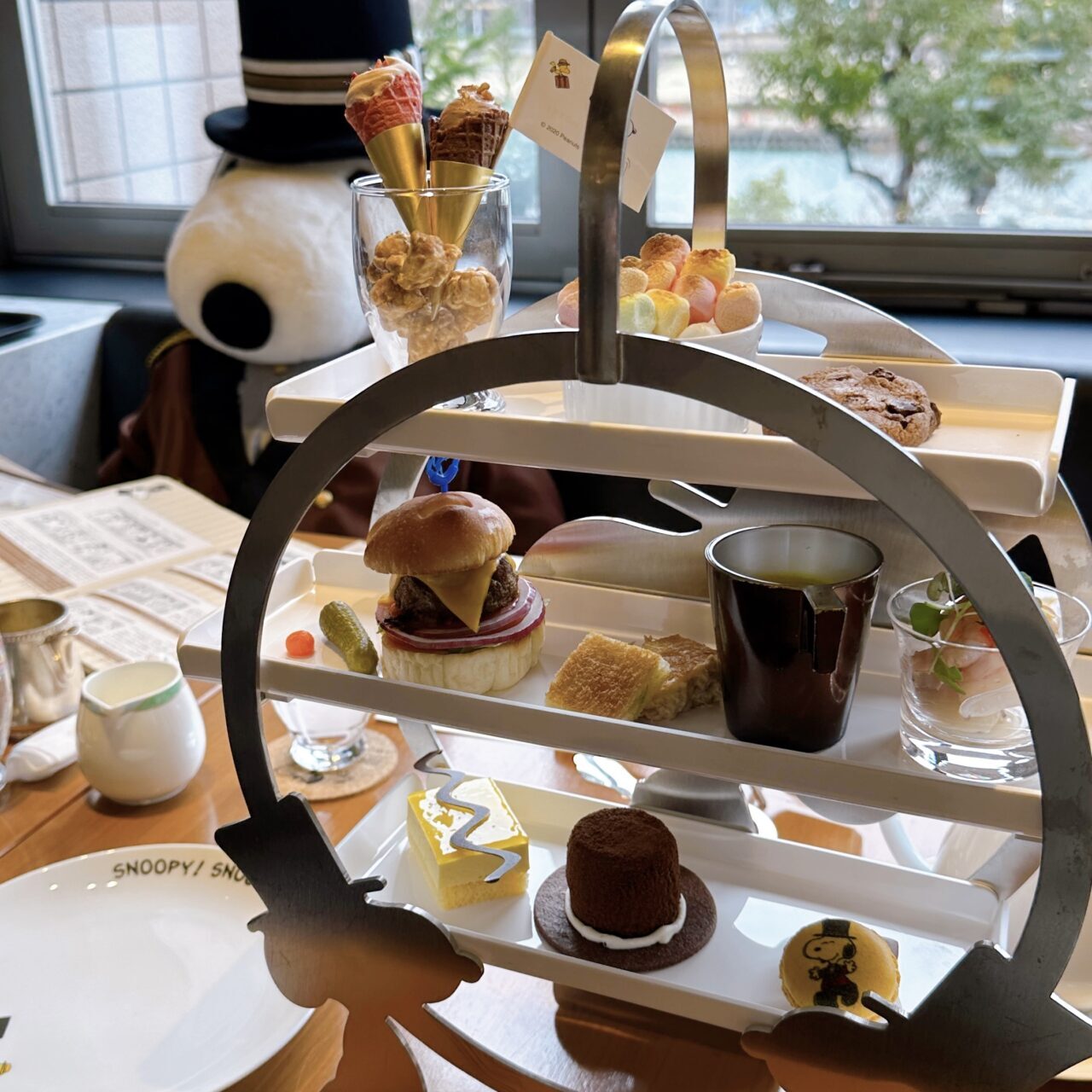 レア！！スヌーピー アフターヌーンティースタンド レア！！スヌーピー アフターヌーンティースタンド